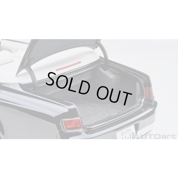 画像10: AUTOart 1/18 Toyota Century Convertible (Eternal Black) 神威 ＜かむい＞ (10)