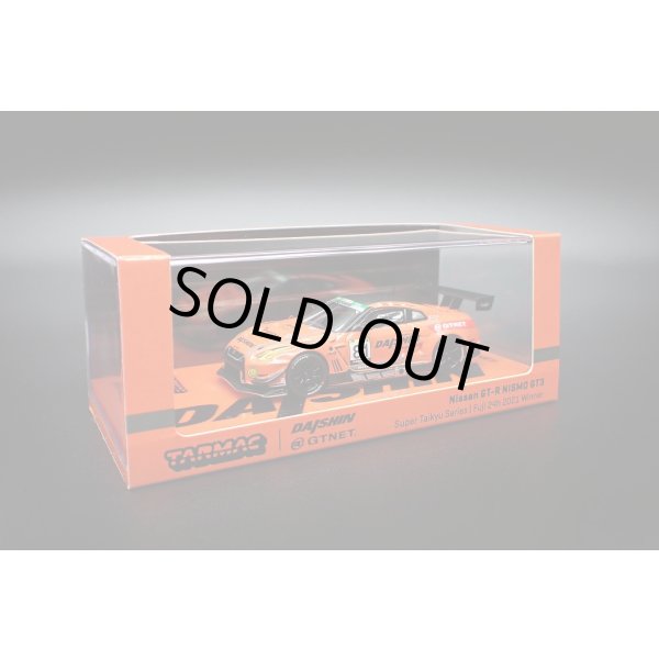 画像1: Tarmac Works 1/64 Nissan GT-R NISMO GT3 Super Taikyu Series 2021 Fuji 24 hours 2021 Winner GTNET Motor Sports (1)