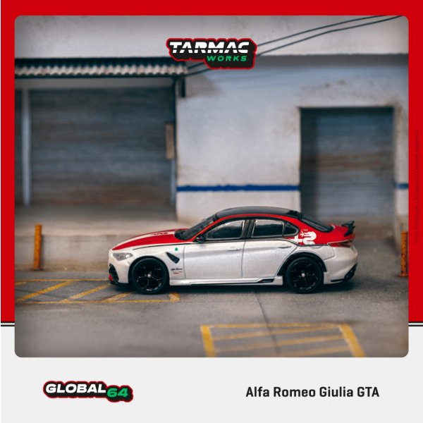 画像3: Tarmac Works 1/64 Alfa Romeo Giulia GTA Red/White (3)