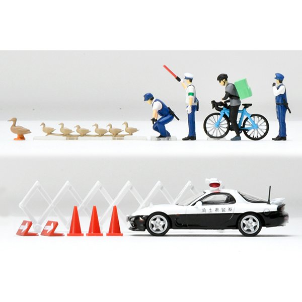 画像3: TOMYTEC 1/64 Diorama Collection 64 #Car Snap 16b 警察 2 (3)
