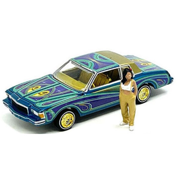 画像2: JOHNNY LIGHTNING 1/64 1978 Chevy Monte Carlo Lowrider Blue with Lowrider Enthusiast Figure (2)