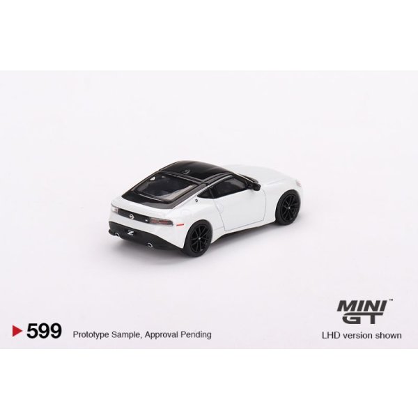 画像2: MINI GT 1/64 Nissan Z Performance 2023 Everest White (LHD) ※ブリスターパッケージ (2)