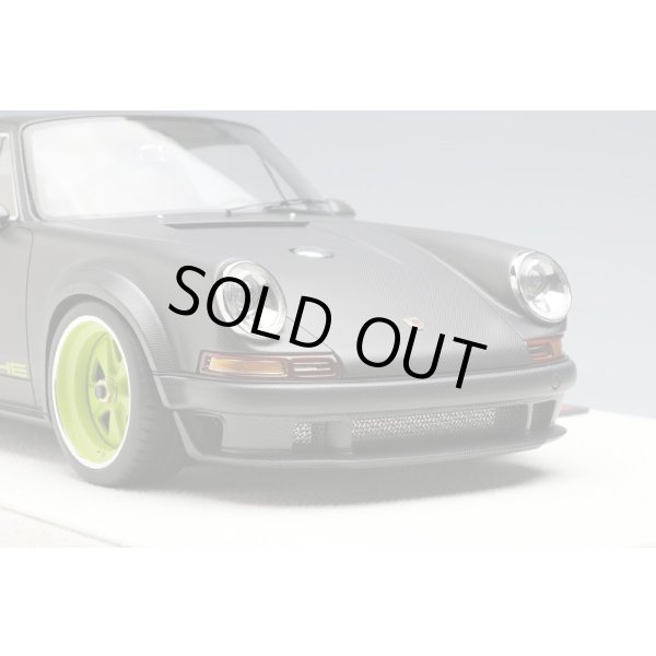 画像8: EIDOLON 1/18 Singer 911 DLS 2022 Matte Visible Carbon (Light Green Wheel) Limited 80 pcs. (8)