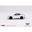 画像3: MINI GT 1/64 Nissan Z Performance 2023 Everest White (LHD) ※ブリスターパッケージ (3)