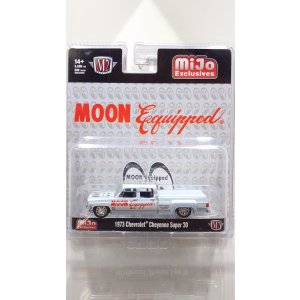 画像: M2 Machines 1/64 1973 Chevrolet Cheyenne Super 30 Blue/Beige MOON Equipped
