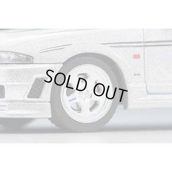 画像7: TOMYTEC 1/64 Limited Vintage NEO LV-N NISMO 400R 松田次生仕様 (Silver) (7)