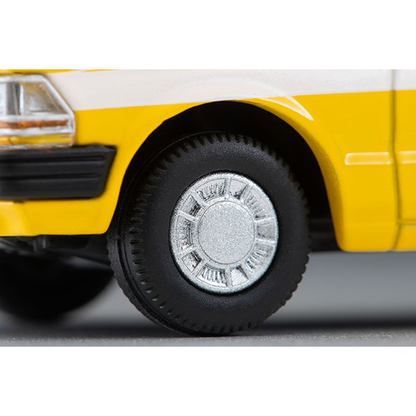 画像7: TOMYTEC 1/64 Limited Vintage NEO Nissan Cedric Van Road Patrol Car (7)