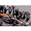 画像2: MINI GT 1/64 Oracle Red Bull Racing RB18 2022 Winner Car #1 Abu Dhabi Grand Prix Max Verstappen Pit Crew Set (2)