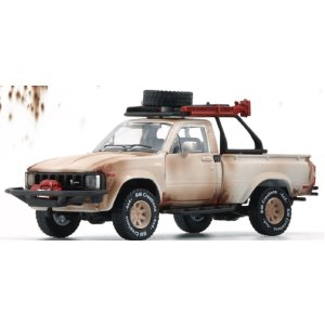 画像: BM Creations 1/64 Toyota Hilux N60, N70 1980 Rust specification Matte whitewith accessories RHD  (錆仕様 マットホワイト) 