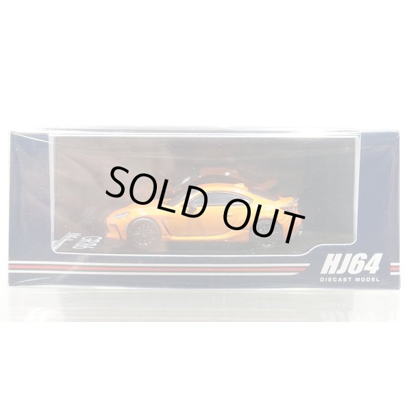 画像1: Hobby JAPAN 1/64 Toyota GR86 RZ 10th Anniversary Limited Flame Orange 純正オプションリアスポイラー  (1)