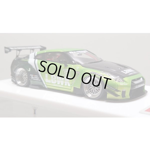 画像5: EIDOLON 1/43 LB WORKS GT-R Type 2 Racing spec Giallo Verde Pearl and Dark Green Tow-tone color Limited 35 pcs. (5)