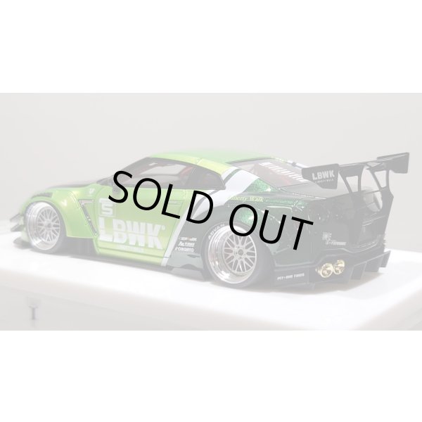 画像3: EIDOLON 1/43 LB WORKS GT-R Type 2 Racing spec Giallo Verde Pearl and Dark Green Tow-tone color Limited 35 pcs. (3)