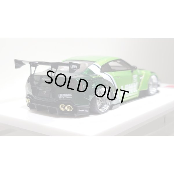 画像10: EIDOLON 1/43 LB WORKS GT-R Type 2 Racing spec Giallo Verde Pearl and Dark Green Tow-tone color Limited 35 pcs. (10)