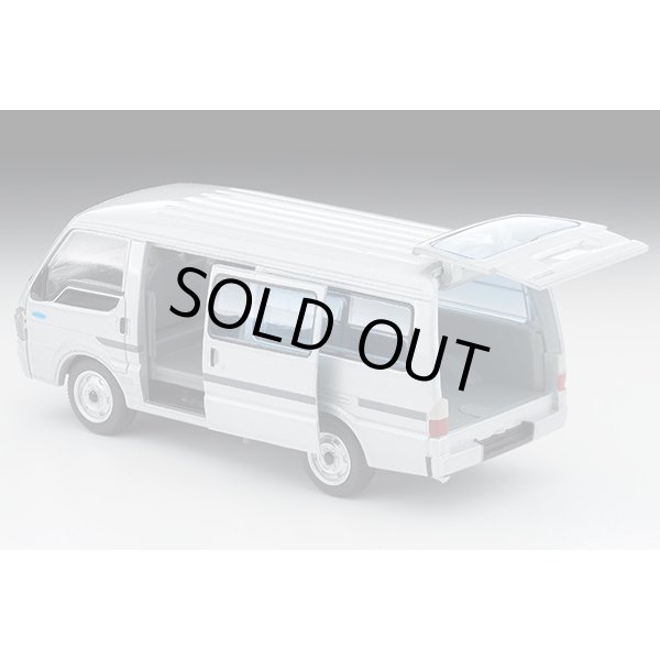 画像7: TOMYTEC 1/64 Limited Vintage NEO Mazda Bongo Brony Van Low Floor 5 Door GL (Silver) '04 (7)