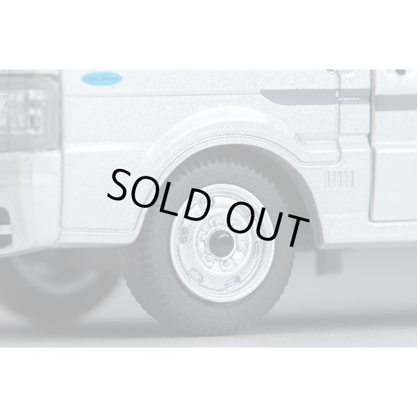 画像8: TOMYTEC 1/64 Limited Vintage NEO Mazda Bongo Brony Van Low Floor 5 Door GL (Silver) '04 (8)