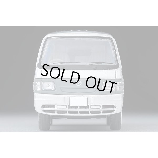 画像5: TOMYTEC 1/64 Limited Vintage NEO Mazda Bongo Brony Van Low Floor 5 Door GL (Silver) '04 (5)