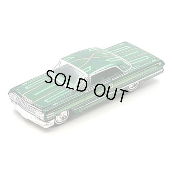 画像2: GREEN Light 1/64 1963 Chevrolet Impala Low Rider Green 北米限定  (2)