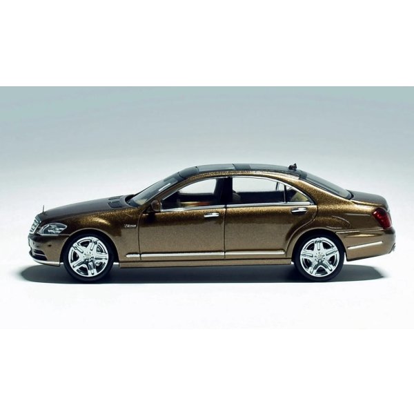 画像3: MOTORHELIX 1:64 Mercedes Benz S Class S600L W221 Brown/Beige Interior (3)