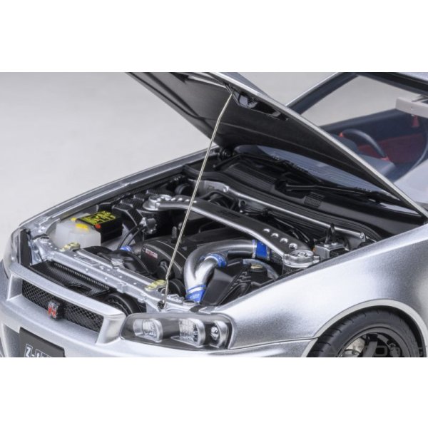 画像11: AUTOart 1/18 Nismo R34 GT-R Z-tune (Z-tune Silver) (11)
