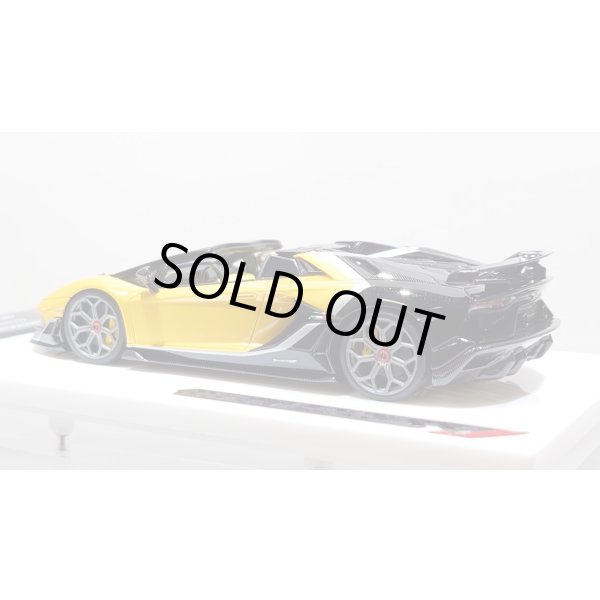 画像3: EIDOLON 1/43 Lamborghini Aventador SVJ Roadster 2020 2 tone paint Grande Giallo pearl / Metallic Black Limited 37 pcs. (3)