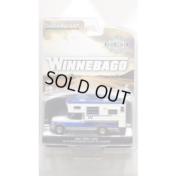 画像2: GREEN LiGHT EXCLUSIVE 1/64 1992 Ford F-250 Long Bed with Winnebago Slide-In Camper - Medium Silver Metallic and Bright (2)