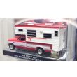 画像5: GREEN LiGHT EXCLUSIVE 1/64 1995 Ford F-250 Long Bed with Winnebago Slide-In Camper - Bright Red and Oxford White (5)