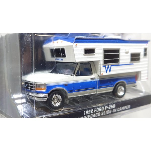 画像4: GREEN LiGHT EXCLUSIVE 1/64 1992 Ford F-250 Long Bed with Winnebago Slide-In Camper - Medium Silver Metallic and Bright (4)