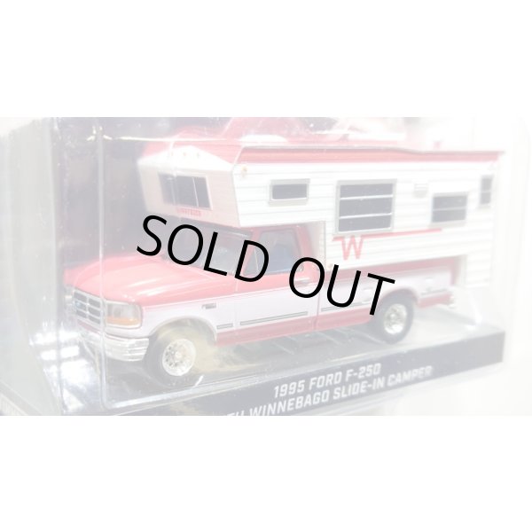 画像4: GREEN LiGHT EXCLUSIVE 1/64 1995 Ford F-250 Long Bed with Winnebago Slide-In Camper - Bright Red and Oxford White (4)