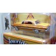 画像4: JOHNNY LIGHTNING 1/64 1963 Chevy Impala Lowrider Gold with Lowrider Enthusiast Figure (4)