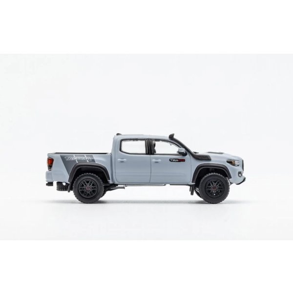 画像6: Gaincorp Products 1/64 Toyota TACOMA with Sports Light & Rack (LHD) (6)