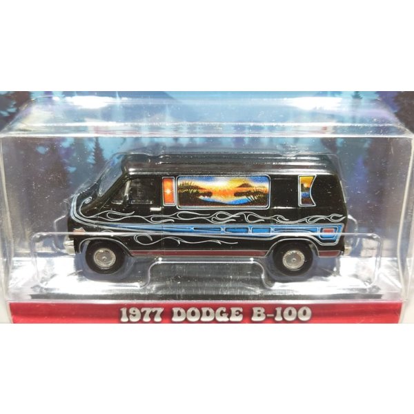 画像3: GREEN LiGHT EXCLUSIVE 1/64 Vannin' - 1977 Dodge B-100 Custom Van - Mountain Sunrise Decoration (3)