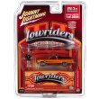 画像1: JOHNNY LIGHTNING 1/64 1965 Chevy El Camino Lowrider Red with Lowrider Enthusiast Figure (1)