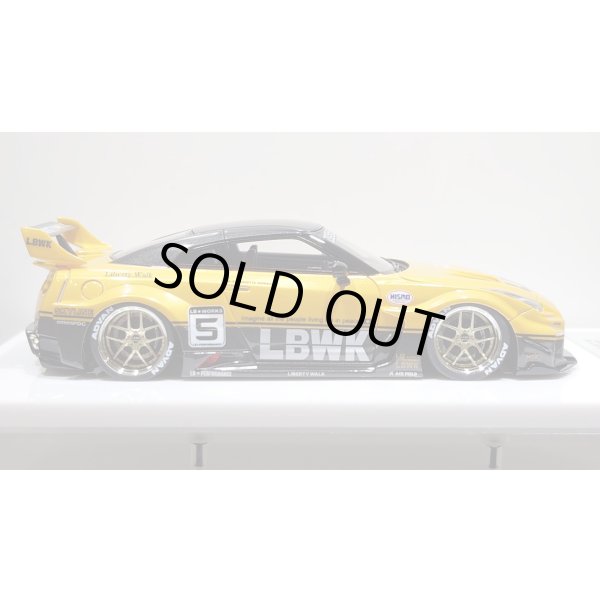 画像6: EIDOLON 1/43 LB-Silhouette WORKS GT 35GT-RR Grande Giallo Pearl / Gum Metallic Two-Tone color Limited 32 pcs. (6)