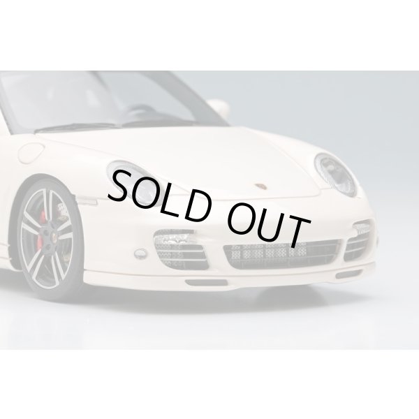 画像6: EIDOLON 1/43 Porsche 911 (997.2) Turbo 2010 Cream White Limited 50 pcs. (6)