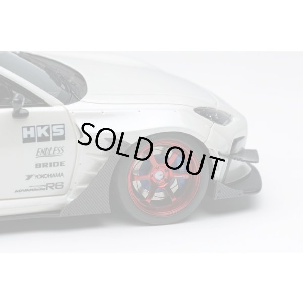 画像9: EIDOLON 1/43 HKS Driving Performer GR86 Type-R (9)