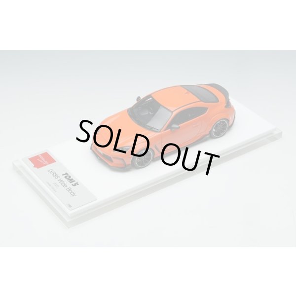 画像8: EIDOLON 1/43 TOM'S GR86 Wide Body 2022 Orenge Limited 100 pcs. (8)