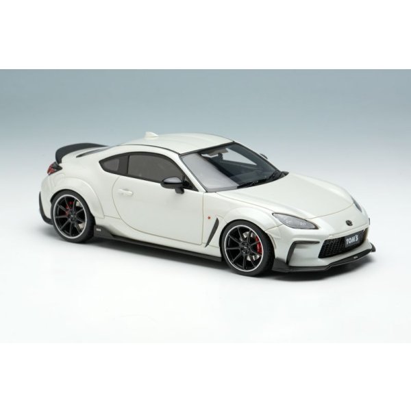 画像5: EIDOLON 1/43 TOM'S GR86 Wide Body 2022 Crystal White Pearl Limited 50 pcs. (5)