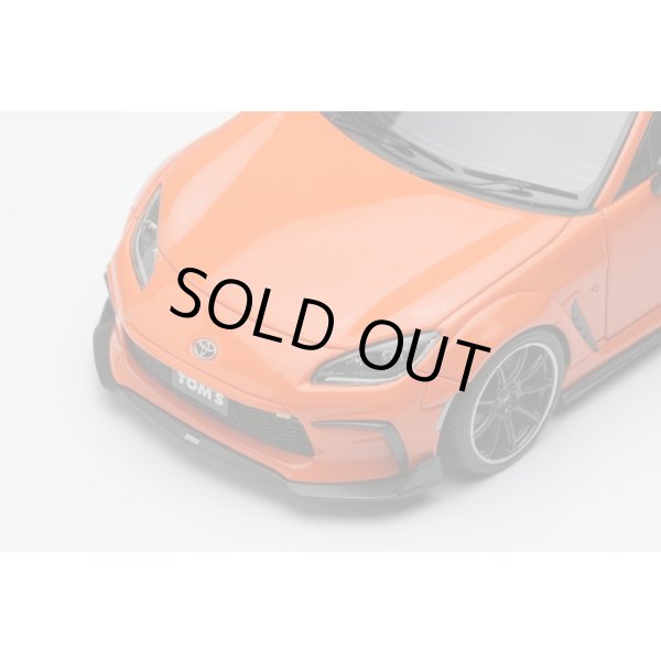 画像7: EIDOLON 1/43 TOM'S GR86 Wide Body 2022 Orenge Limited 100 pcs. (7)