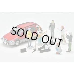 画像: TOMYTEC 1/64 Diorama Collection 64 #Car Snap 23a Street Live（ホンダ シビックシャトル ビーグル付属）