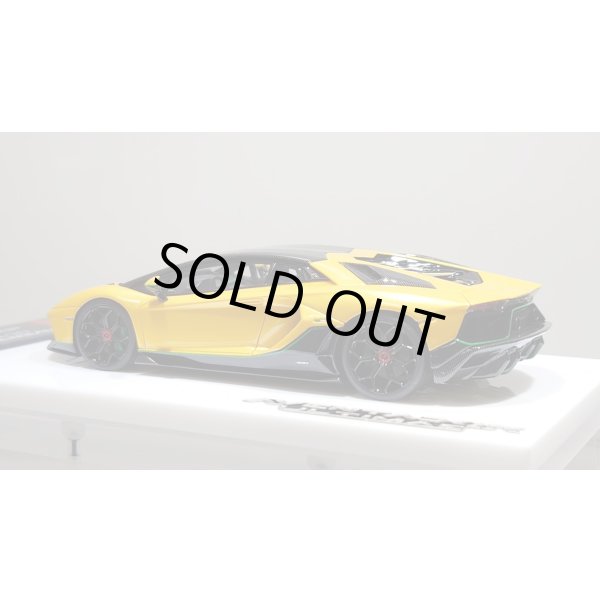 画像3: EIDOLON 1/43 Lamborghini Aventador LP780-4 Ultimae 2021 (Leirion Wheel) Grande Giallo Pearl Carbon Roof Limited 35 pcs. (3)