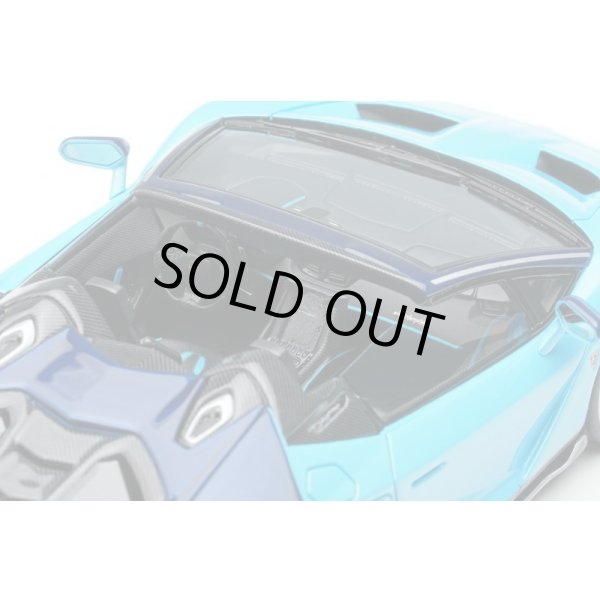 画像5: EIDOLON COLLECTION 1/43 Lamborghini Centenario Roadster LP770-4 2016 Blue Cepheus / Blue Hera Limited 100 pcs. (5)
