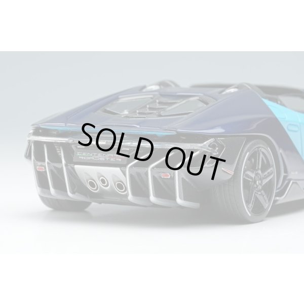 画像9: EIDOLON COLLECTION 1/43 Lamborghini Centenario Roadster LP770-4 2016 Blue Cepheus / Blue Hera Limited 100 pcs. (9)