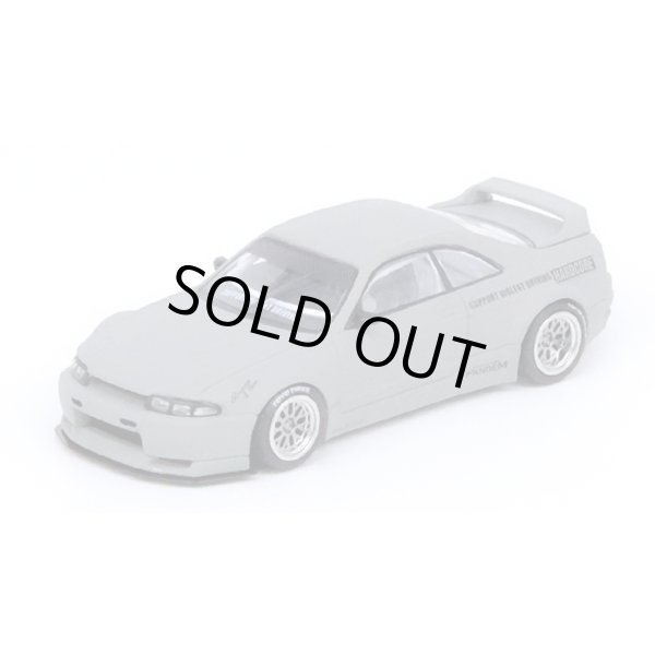 画像2: INNO Models 1/64 Nissan Skyline GT-R (R33) Pandem/Rocket Bunny Matte Cement Gray (2)