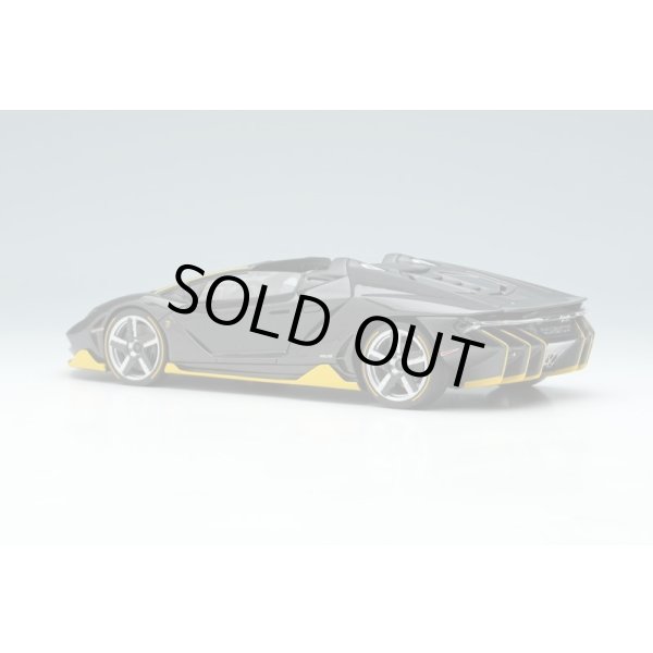 画像3: EIDOLON COLLECTION 1/43 Lamborghini Centenario Roadster LP770-4 2016 Visible Carbon / Yellow Stripe Limited 100 pcs. (3)