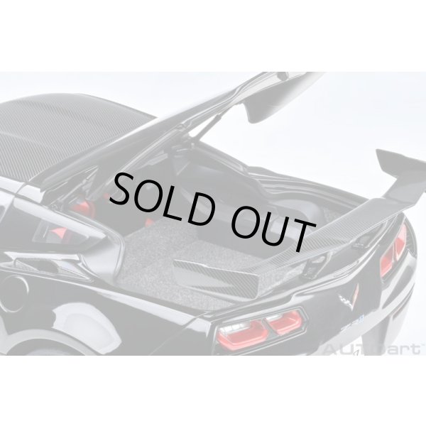 画像12: AUTOart 1/18 Chevrolet Corvette (C7) ZR1 (Black) (12)