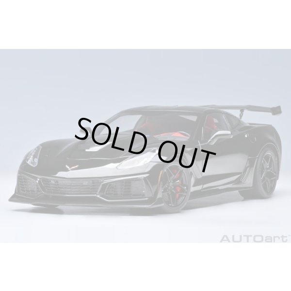 画像16: AUTOart 1/18 Chevrolet Corvette (C7) ZR1 (Black) (16)