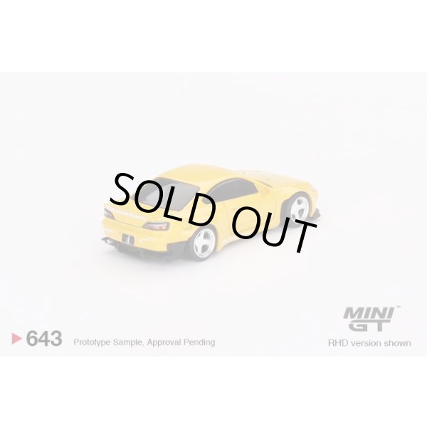 画像2: MINI GT 1/64 Rocket Bunny Nissan Silvia (S15) Yellow (RHD) (2)