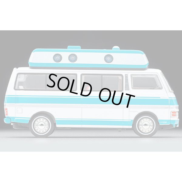 画像4: TOMYTEC 1/64 Limited Vintage Neo Nissan Caravan Camper (White/Light Blue) '73 (4)
