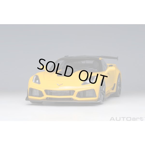 画像18: AUTOart 1/18 Chevrolet Corvette (C7) ZR1 (Yellow) (18)