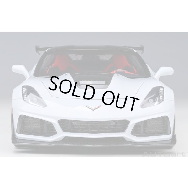 画像5: AUTOart 1/18 Chevrolet Corvette (C7) ZR1 (Gray Metallic) (5)